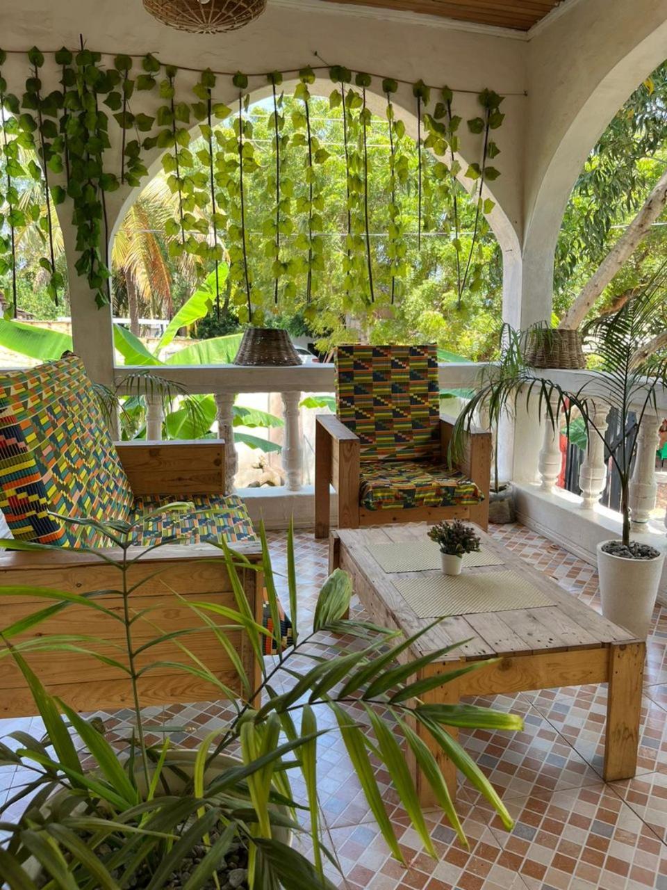 African Treasure Beach Resort Kokrobite Exteriér fotografie